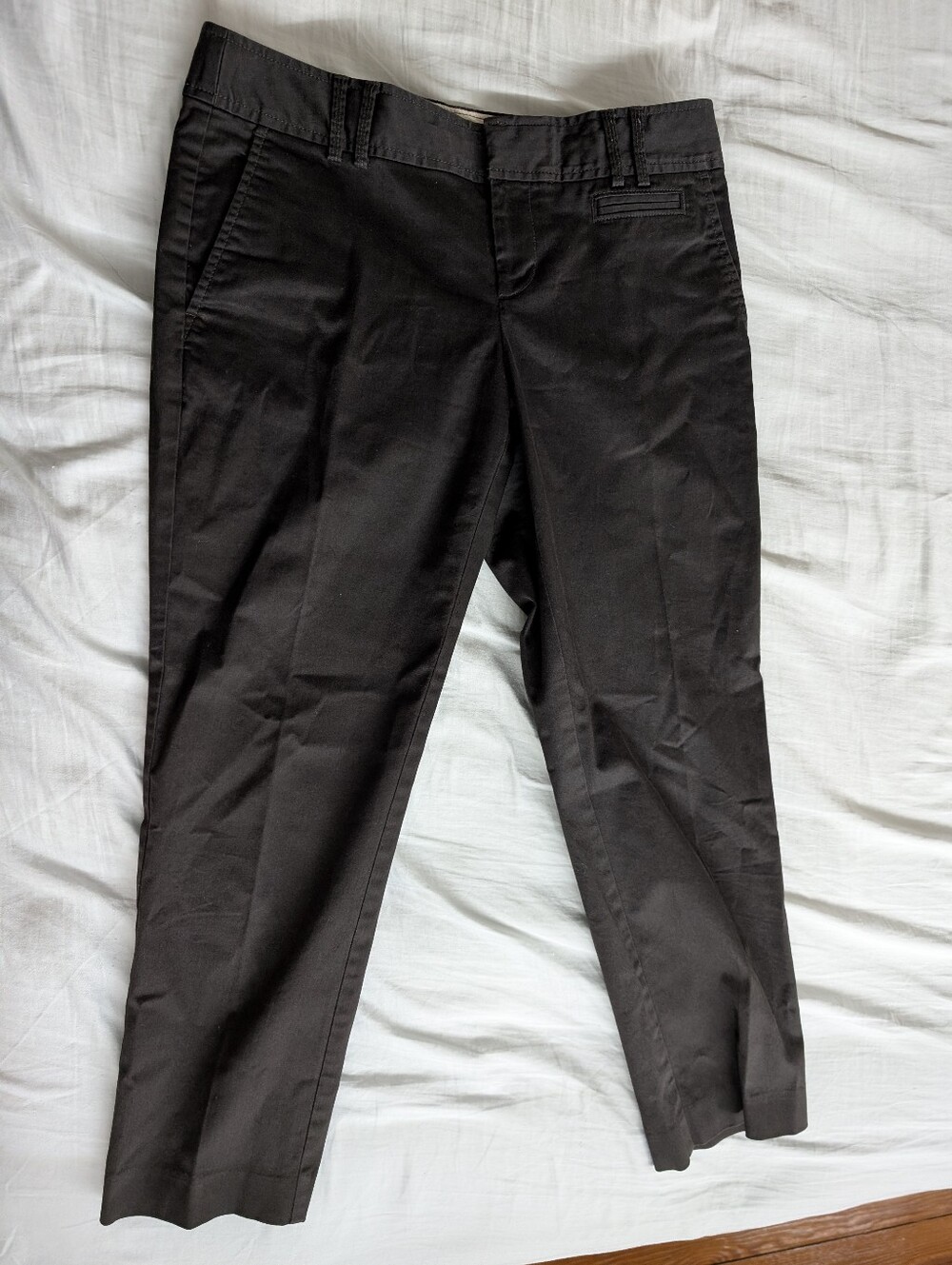 Women's Banana Republic stretch cotton blend dress pants,2010 style,size 6,brown